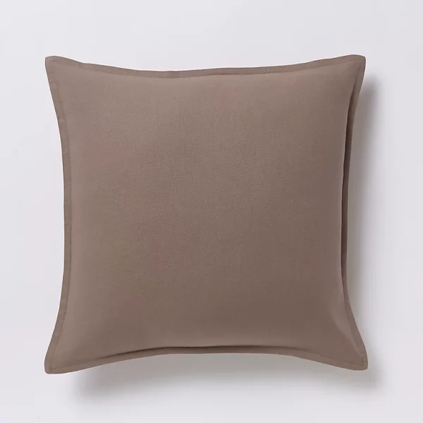 à prix d'occasion Castorama Coussin GoodHome Hiva Marron 45 X 45 Cm 1